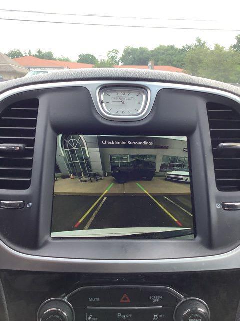 2023 Chrysler 300 Touring L AWD