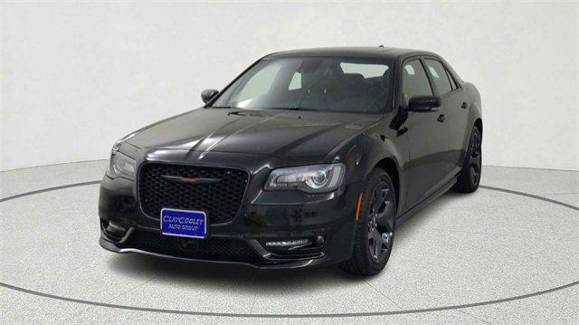 2022 Chrysler 300 S