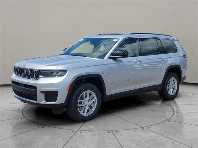 2024 Jeep Grand Cherokee GRAND CHEROKEE L LAREDO X 4X4