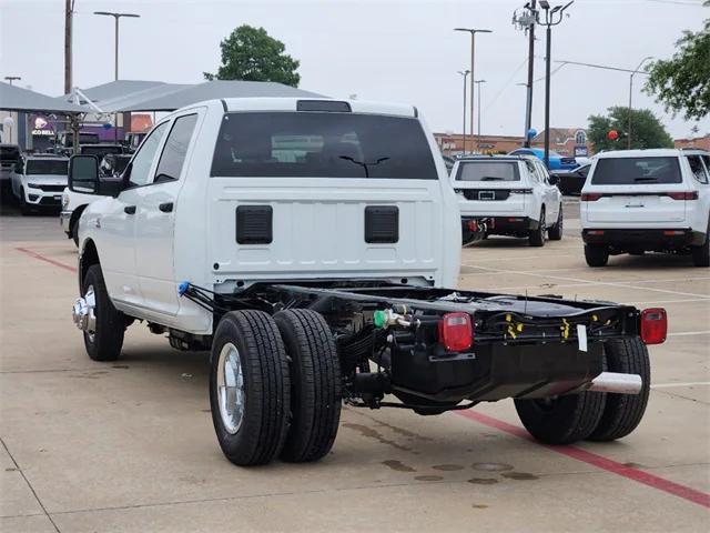 2024 RAM Ram 3500 Chassis Cab RAM 3500 TRADESMAN CREW CAB CHASSIS 4X4 60 CA