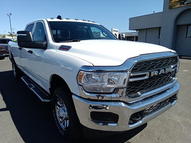 2024 RAM Ram 2500 RAM 2500 TRADESMAN CREW CAB 4X4 8 BOX