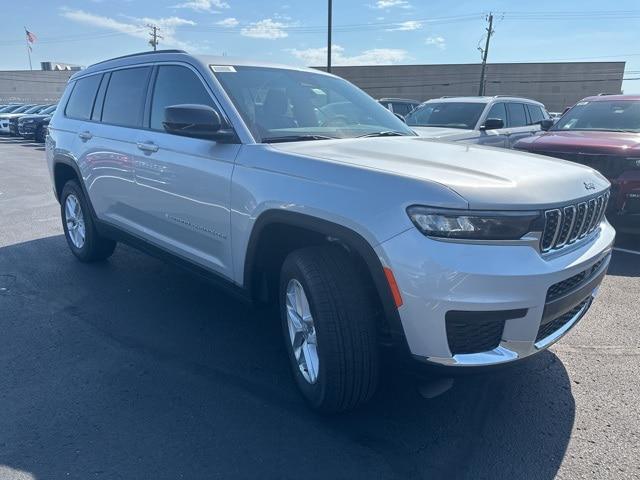 2024 Jeep Grand Cherokee GRAND CHEROKEE L LAREDO X 4X4