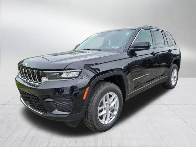 2024 Jeep Grand Cherokee GRAND CHEROKEE LAREDO X 4X4