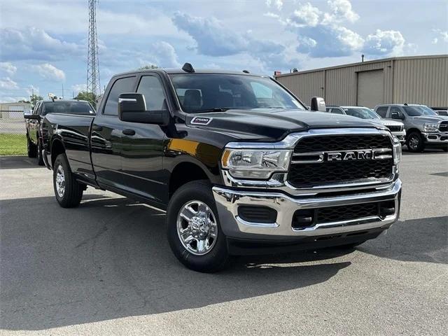 2024 RAM Ram 2500 RAM 2500 TRADESMAN CREW CAB 4X2 8 BOX