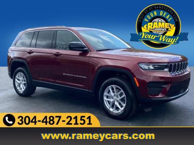 2024 Jeep Grand Cherokee GRAND CHEROKEE LAREDO 4X4 2024 Jeep Grand Cherokee GRAND CHEROKEE LAREDO 4X4