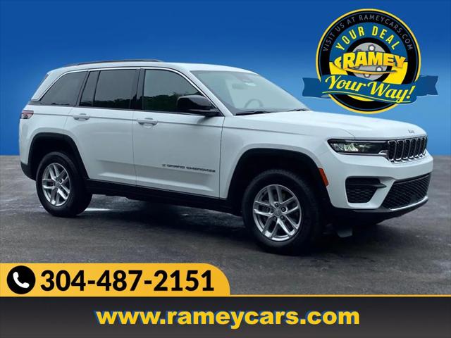 2024 Jeep Grand Cherokee GRAND CHEROKEE LAREDO 4X4