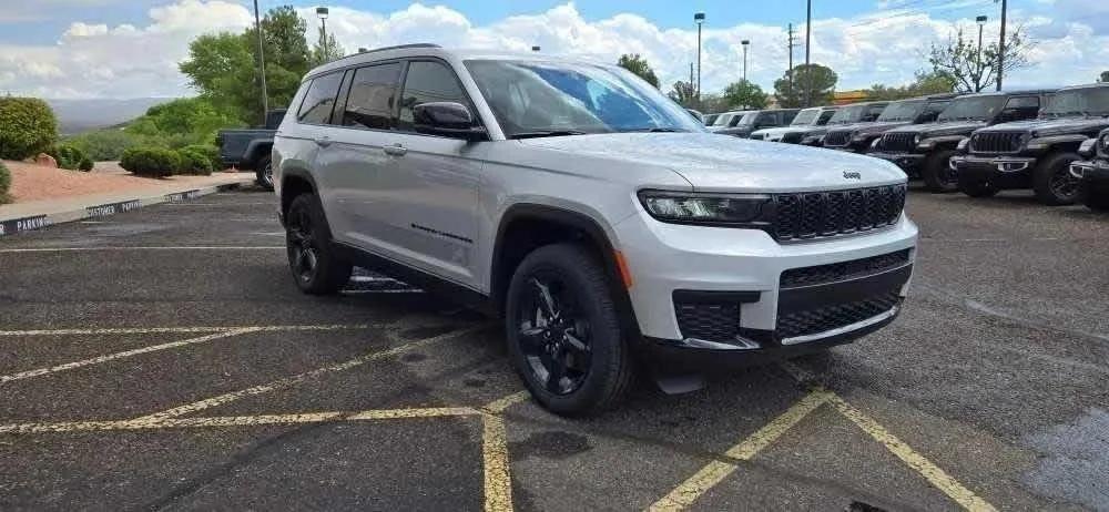 2024 Jeep Grand Cherokee GRAND CHEROKEE L ALTITUDE 4X4