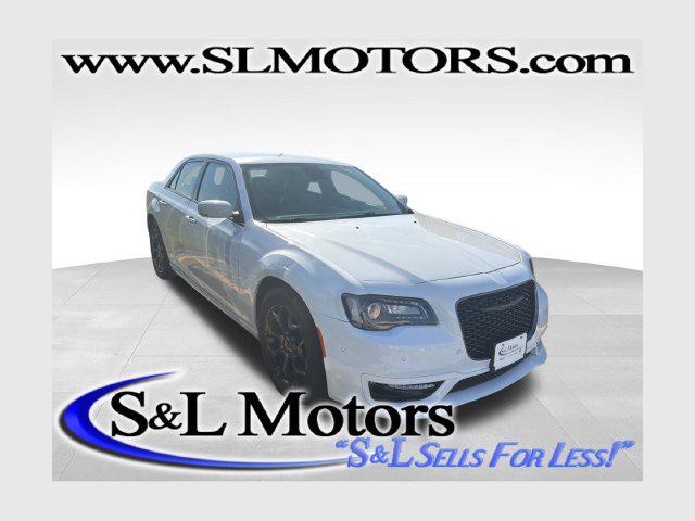 2022 Chrysler 300 Touring-L AWD for sale in Pulaski, WI