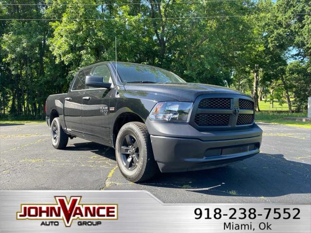 2024 RAM Ram 1500 Classic RAM 1500 CLASSIC TRADESMAN CREW CAB 4X4 57 BOX