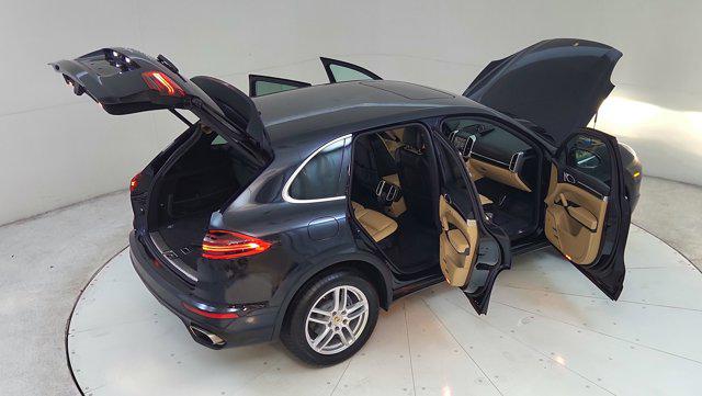 2016 Porsche Cayenne AWD 4dr