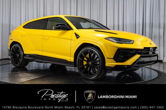 /2023 Lamborghini Urus