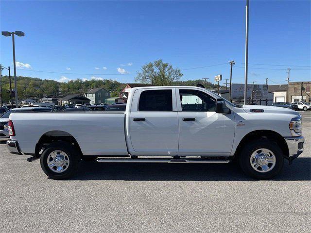 2024 Ram 3500 Tradesman Crew Cab 4x4 8' Box