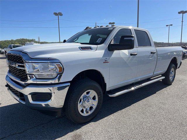 2024 Ram 3500 Tradesman Crew Cab 4x4 8' Box