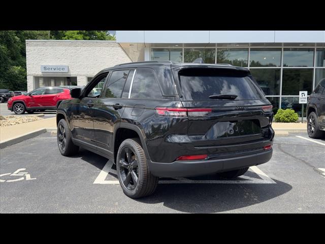 2024 Jeep Grand Cherokee GRAND CHEROKEE LIMITED 4X4