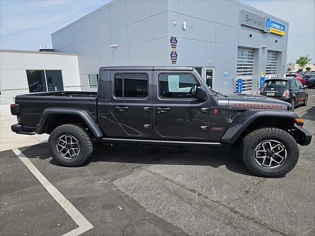 2024 Jeep Gladiator GLADIATOR RUBICON X 4X4