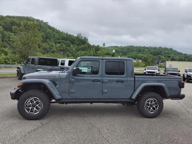 2024 Jeep Gladiator GLADIATOR RUBICON X 4X4