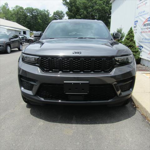 2024 Jeep Grand Cherokee GRAND CHEROKEE ALTITUDE 4X4