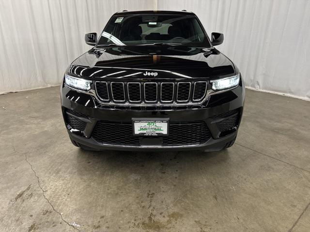 2024 Jeep Grand Cherokee GRAND CHEROKEE LAREDO 4X4