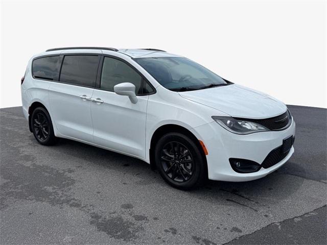 2020 Chrysler Pacifica AWD Launch Edition