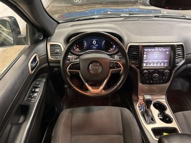 2017 Jeep Grand Cherokee Laredo 4x4