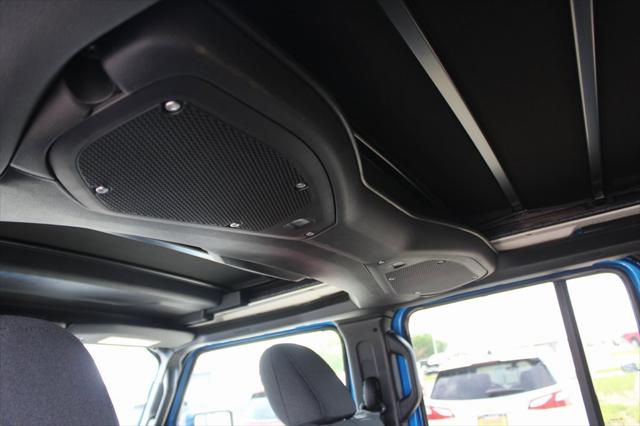 2024 Jeep Wrangler 4-Door Sahara 4x4