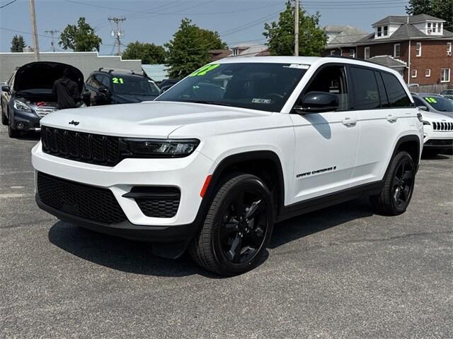 2022 Jeep Grand Cherokee Altitude 4x4