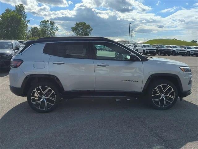 2024 Jeep Compass COMPASS LIMITED 4X4