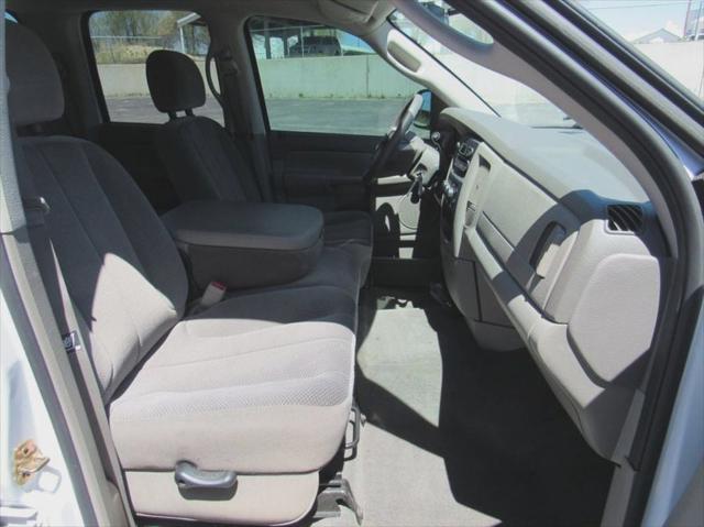 2004 Dodge Ram 1500 SLT/Laramie