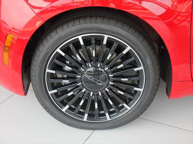 2024 Fiat 500e INSPI(RED) FWD