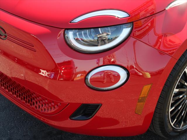 2024 Fiat 500e (RED) Edition