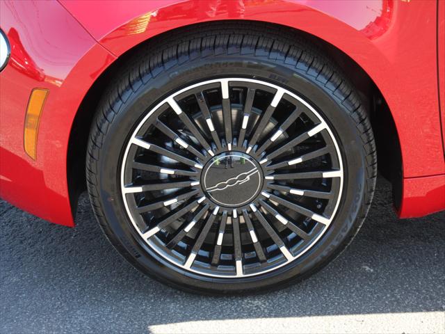 2024 Fiat 500e (RED) Edition