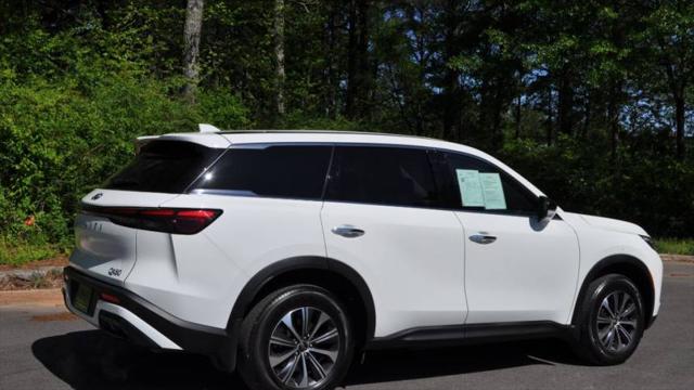2024 INFINITI QX60 PURE
