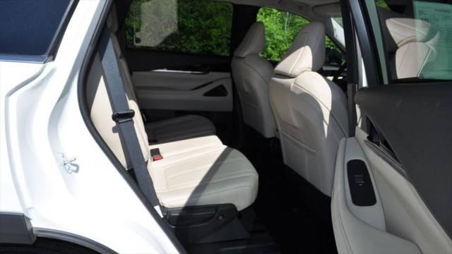 2024 INFINITI QX60 PURE