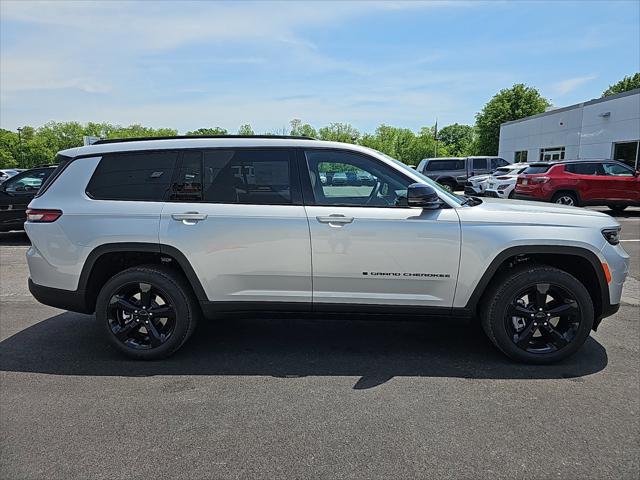 2024 Jeep Grand Cherokee GRAND CHEROKEE L LIMITED 4X4