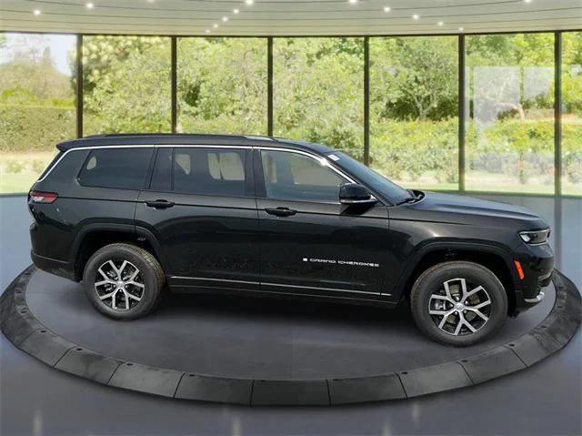 2024 Jeep Grand Cherokee GRAND CHEROKEE L LIMITED 4X4