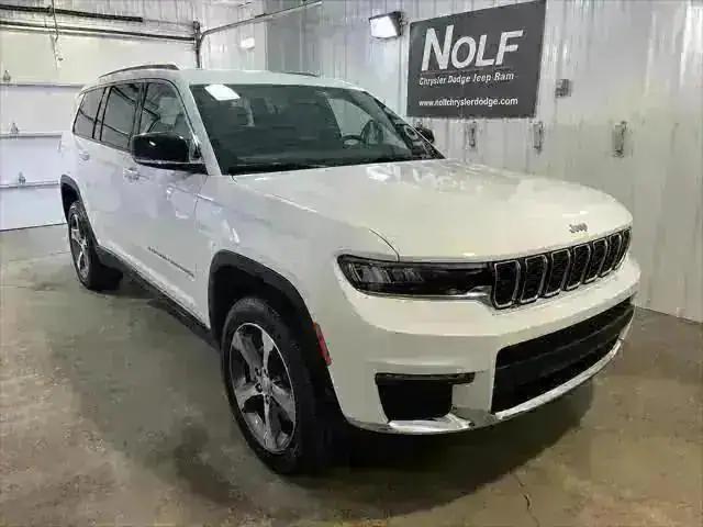 2024 Jeep Grand Cherokee GRAND CHEROKEE L LIMITED 4X4