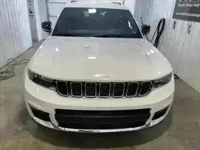 2024 Jeep Grand Cherokee GRAND CHEROKEE L LIMITED 4X4