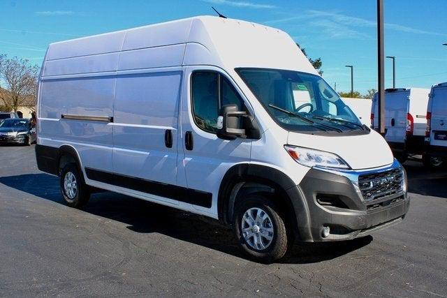 2024 RAM Ram ProMaster RAM PROMASTER 3500 SLT CARGO VAN SUPER HIGH ROOF 159 WB EXT
