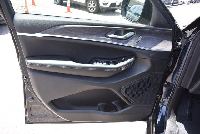 2024 Jeep Grand Cherokee Limited 4x2