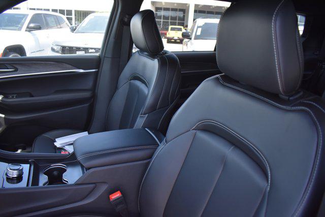 2024 Jeep Grand Cherokee Limited 4x2