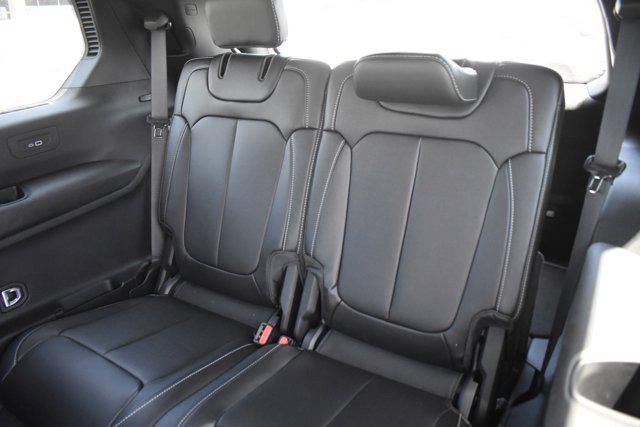 2024 Jeep Grand Cherokee Limited 4x2