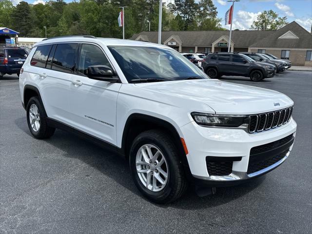 2022 Jeep Grand Cherokee L Laredo 4x2