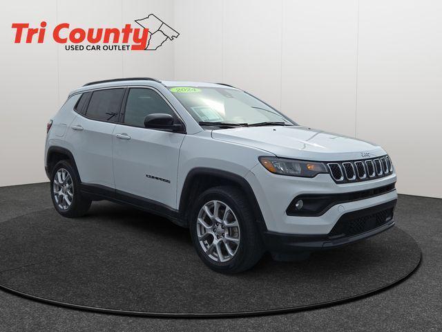 2024 Jeep Compass Latitude Lux FWD
