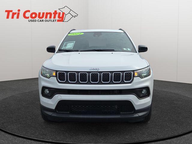 2024 Jeep Compass Latitude Lux FWD