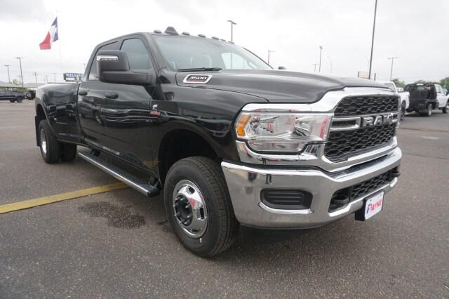 2024 RAM Ram 3500 RAM 3500 TRADESMAN CREW CAB 4X4 8 BOX