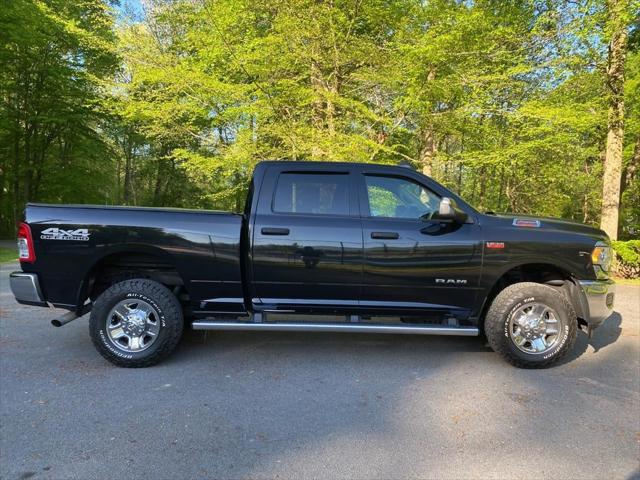 2020 RAM 2500 Tradesman Crew Cab 4X4 64 Box