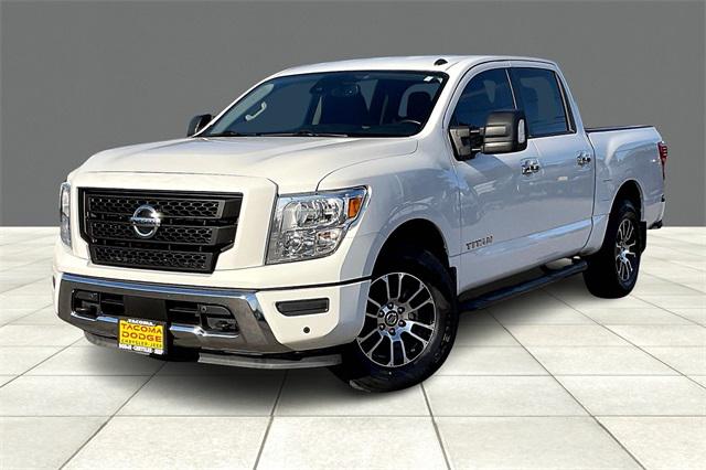 2021 Nissan TITAN Crew Cab SV 4x4