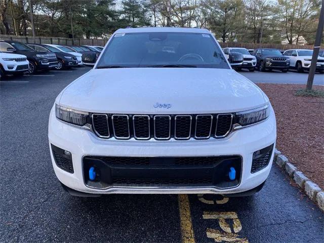 2022 Jeep Grand Cherokee 4xe Overland 4x4