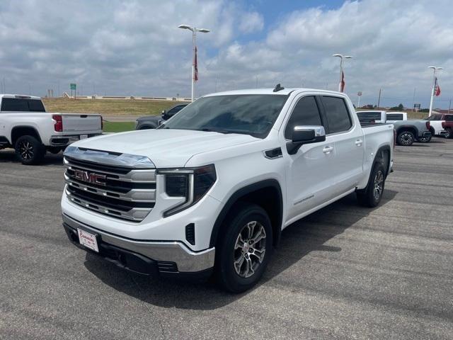 2023 GMC Sierra 1500 4WD Crew Cab Short Box SLE