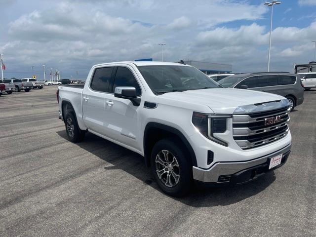 2023 GMC Sierra 1500 4WD Crew Cab Short Box SLE